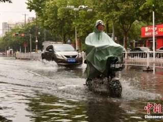 “疯狂倾倒”70多小时，这场雨到底有多大？