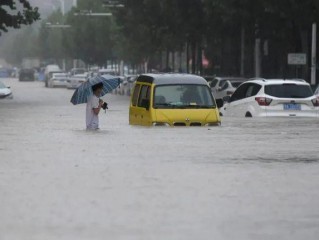 暴雨来袭汽车进水，学会正确处理让你少花冤枉钱