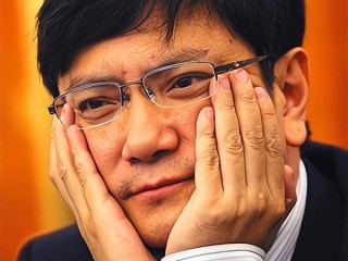 郑强：真网红假教授？