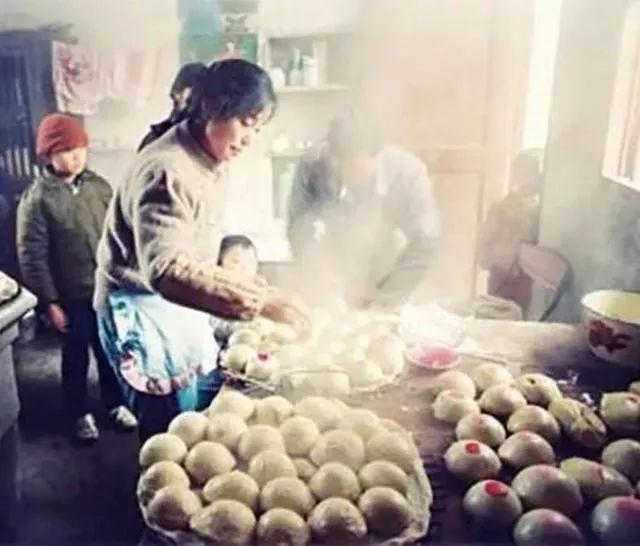 老照片：100张80年代过年照，看完都是满满的回忆